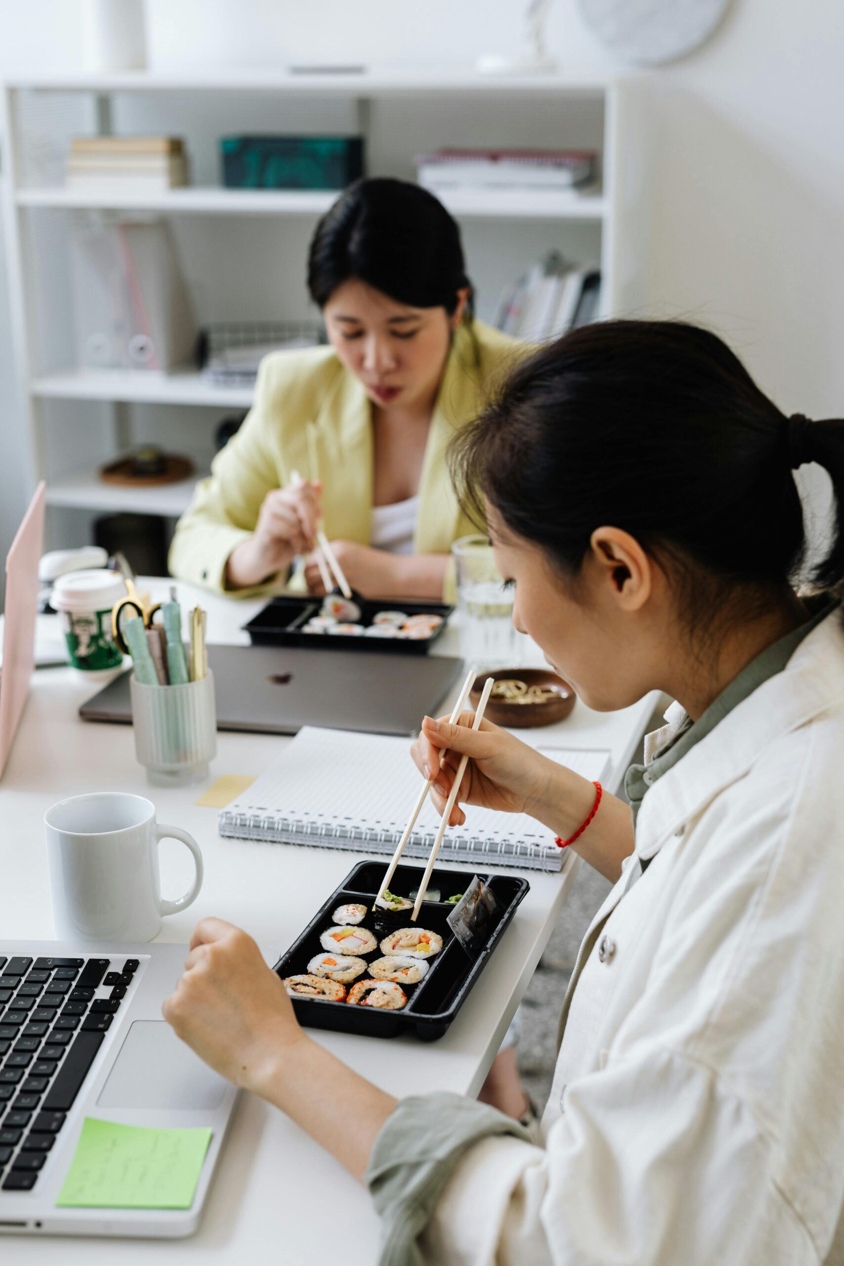 Effective Ways to Use Chopsticks: Master This Essential Skill in 2025!