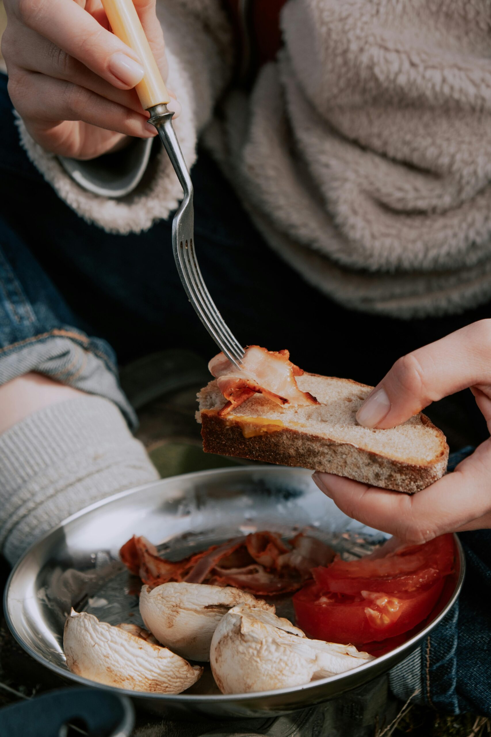 How to Properly Eat Shrooms for a Transformative Experience in 2025